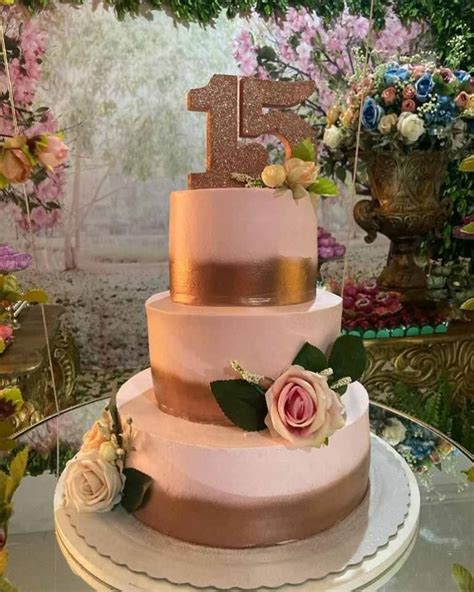 Foto Bolo De 15 Anos