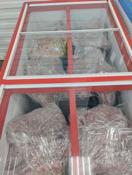В продаже есть мясо свинина на кости заморозка. Цена 142,4₽ за 1 кг ...
