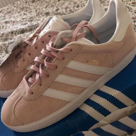 Adidas Gazelle’s Women Size 5.5 Brand New never... - Depop