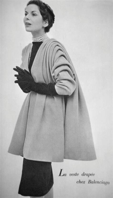 Balenciaga coat 1950 Retro Mode, Vintage Mode, Moda Vintage, Vintage ...