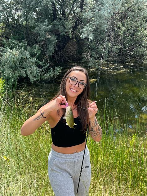 Jessie Luv ️ (@jessieluvonly01) • Threads, Say more