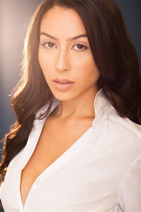 Jessica Vanessa DeLeon - Biografía, mejores películas, series, imágenes