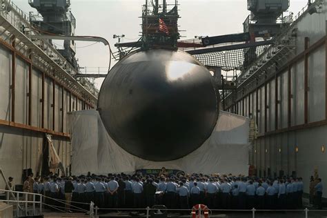 USS Salt Lake City (SSN-716) in dry dock at Naval Base Point Loma in ...