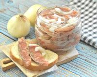 Горбуша, солёная с маслом и луком - 10 пошаговых фото в рецепте