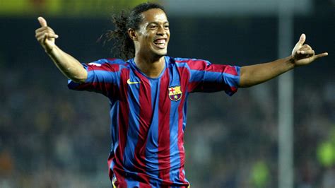 ronaldinhos goals  fc barcelona