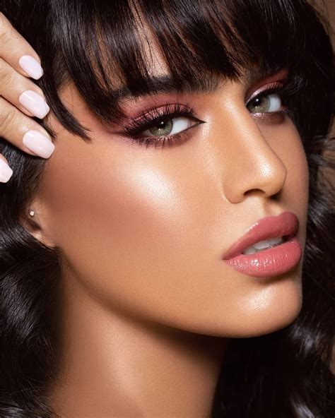 Makeup Model Face