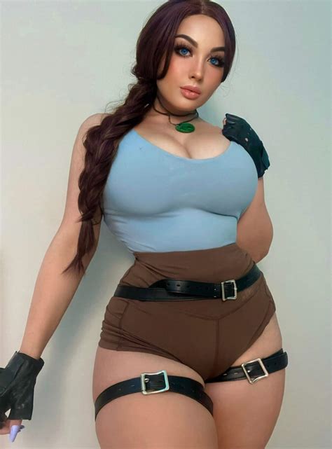 Sofia Sivan as Lara Croft : r/Hot_Nerdy_Girls