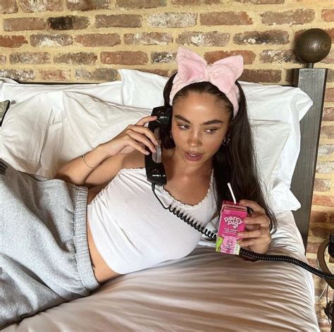 muse. on Twitter | Minding my own business, Christina, Women