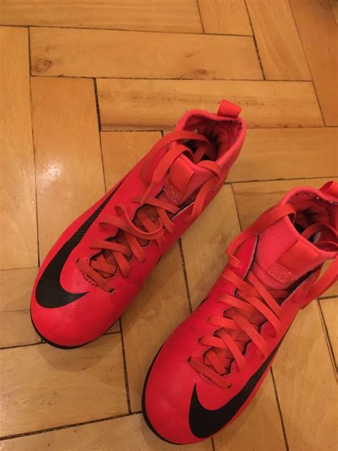 Детски бутонки Nike гр. Плевен Идеален център • OLX.bg
