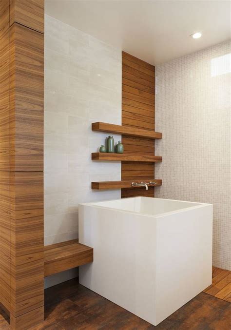 Small Soaking Tub / Get Exciting Bathroom Ideas in Asian Style with ...