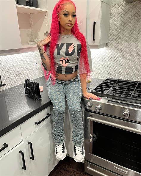 𝐍𝐄𝐍𝐄𝐄 𝐃𝐈𝐎𝐑 (@neneediiorr) • Instagram photos and videos