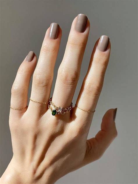 simple nail polish shades   absolutely  nail