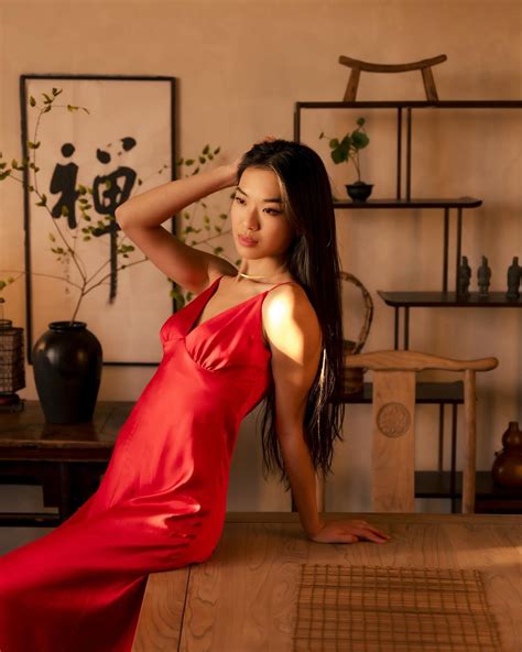 Nemo Zhou ♥️ | happy Valentine’s Day ♥️ ps. Come to mine for 🥟? 😌 📸