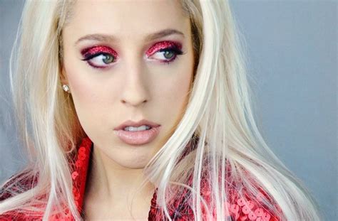 Pin by Reeya on Lady Gaga | Halloween face makeup, Face makeup ...