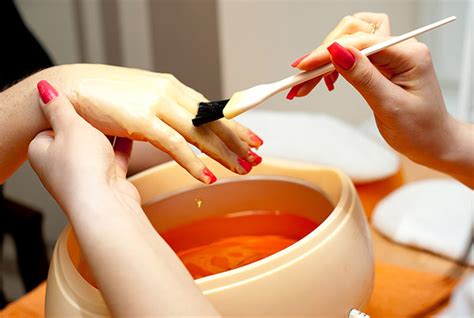 Парафинотерапия для рук и лица. Что такое парафинотерапия?