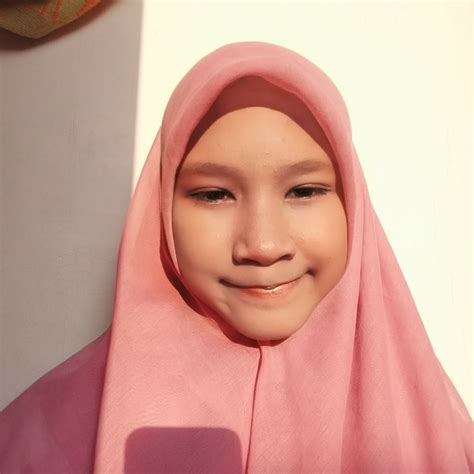 Contoh Latar Suasana 1
