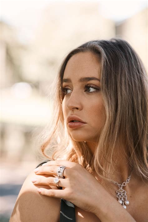 18Ct GIA White Gold Diamond Tiffany Style Engagement Ring For Sale at