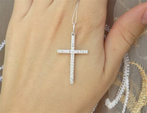 Хрестики з камінчиками - Ukr Silver - ювелірний інтернет - магазин