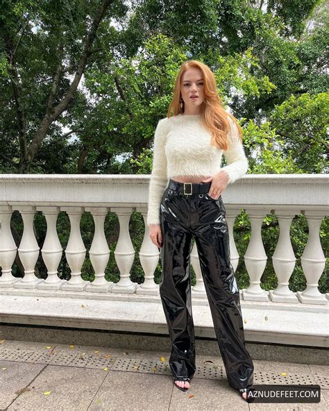 CEARA COVENEY Feet - AZNudeFeet