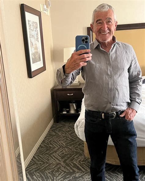 Howard Dale Snooks added a new photo... - Howard Dale Snooks