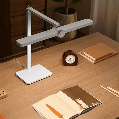 Xiaomi представила умную настольную лампу MIJIA Desktop Study Lamp Pro ...