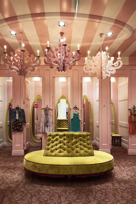 boutique interior 2