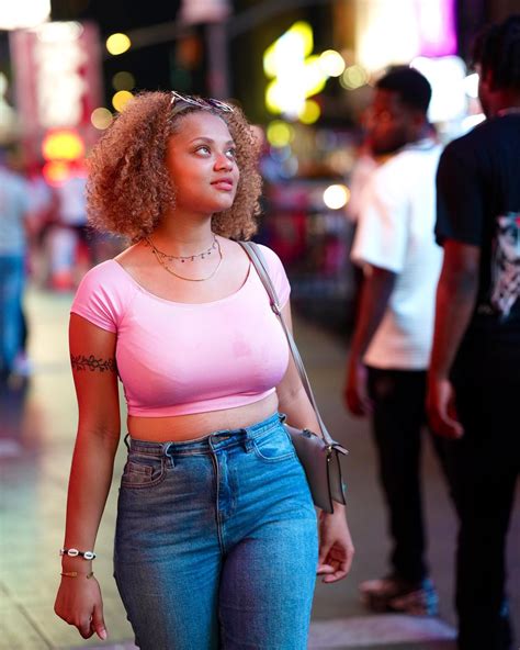 👑Alexis👑 the last good girl 😇 | Street lightsss #newyorkcity | Instagram