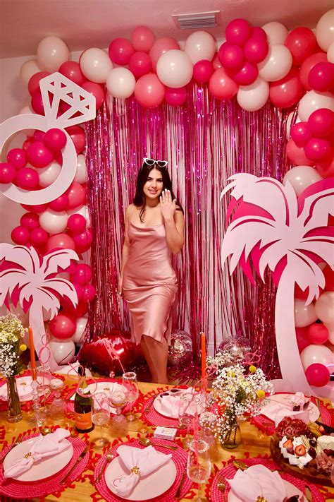 Benefits of Hiring Bachelorette Party Decorators