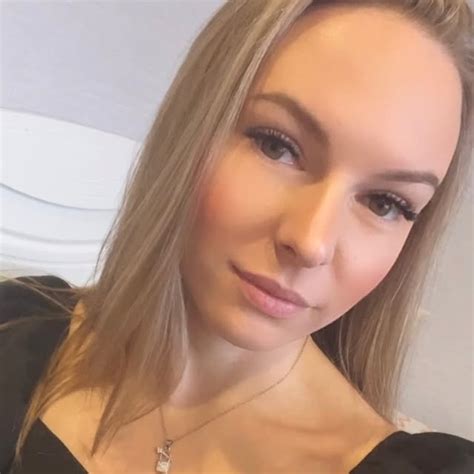 Тоня (@toonyaa_si) on Threads