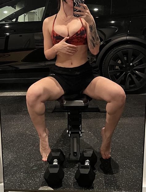 hush now, it’s mommy’s gym time : r/PeachJars