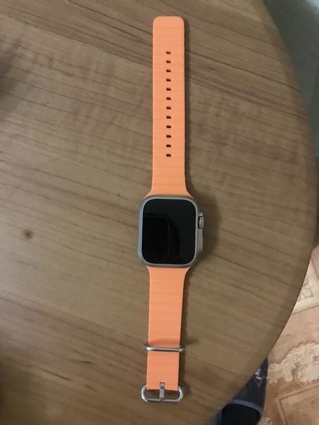 Продам умные часы реплика apple почти новые лежат без дела работают как ...