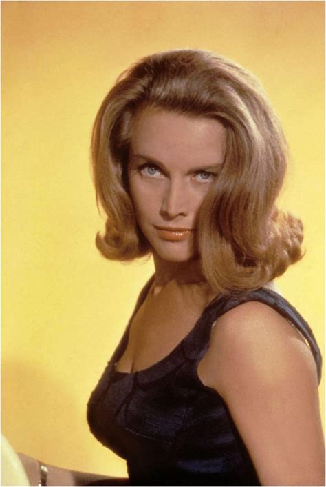 216 best images about 007 on Pinterest | Sean connery bond, Casino ...