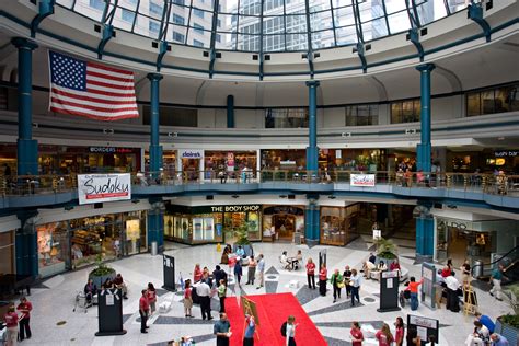 Two Liberty Place Building Image Gallery