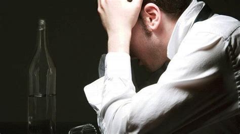 Что такое алкогольный психоз, классификация, причины возникновения ...