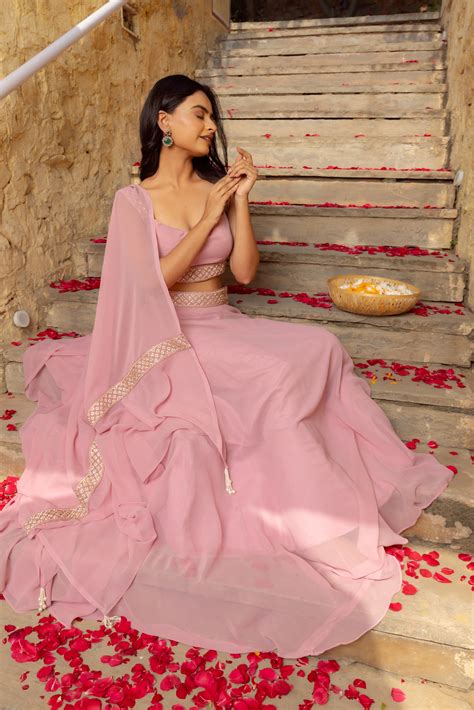TARINI PASTEL PINK DETAILED LEHENGA SET – Deasha India