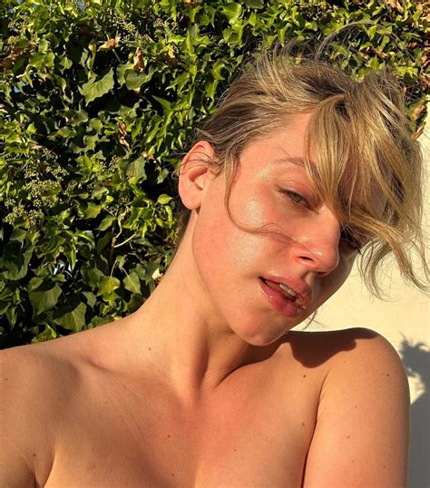 Lili Reinhart Revealed on TikTok That She Has Alopecia—And Was Diagnosed During a Depressive Episode