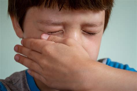 crying child crying images pixabay