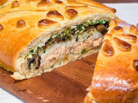 Кулебяка с рыбой – лучшие 5 рецептов