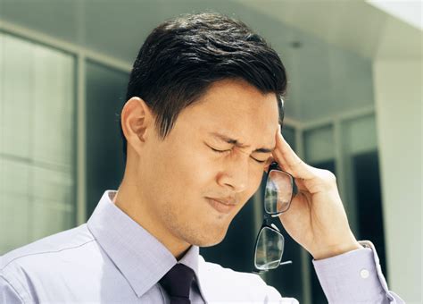 sudden flashes  light    dangerous valley eyecare