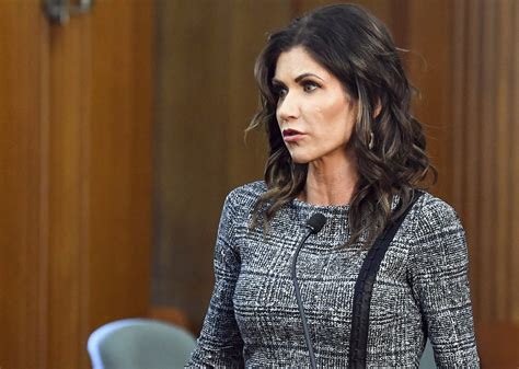 Noem threatens veto for lawmakers' pot legalization push | AP News