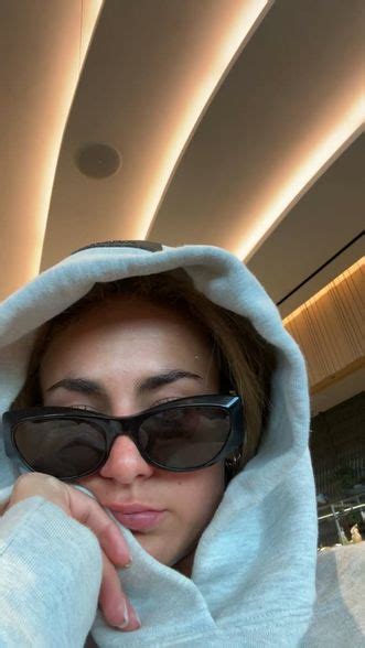 The Mystery Behind the Viral Cclaire Bbearxo OnlyFans Photo! - morvzqu