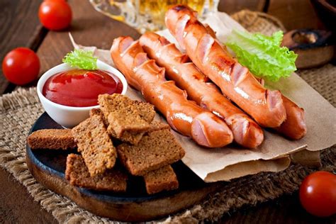 Печени кренвирши с масло