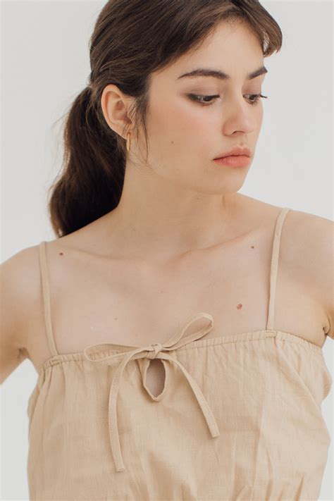 Kivee. Nikita Crop Top Nude