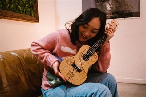 Kala mxmtoon Signature Concert Ukulele - Natural | Sweetwater