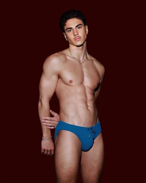 𝐌𝐈𝐍𝐇𝐎 𝐌𝐀𝐍𝐀𝐋𝐎 (@minhomanalo) • Instagram photos and videos