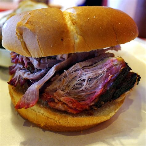 Pappy’s Smokehouse - St. Louis, MO | Review & What to Eat