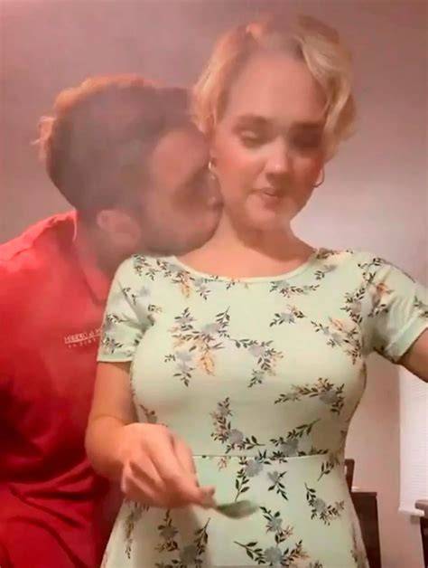 'Trad-wife', 25, says she's 'happy' to stay at home every day while