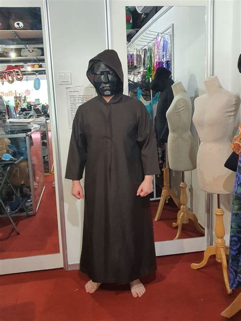 Deluxe Squid Game Costume – The Front Man - Jom Fiesta Costume Rental ...