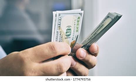 560 Cash Counting Solutions Images, Stock Photos, 3D objects, & Vectors ...