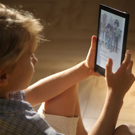 reader color digital notebook tablet  display